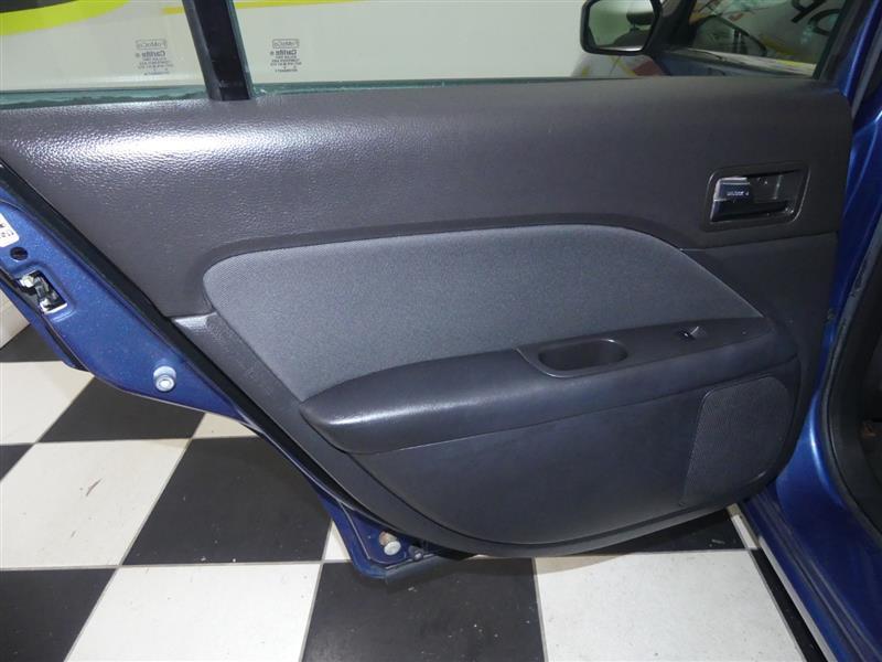 used 2010 Ford Fusion car, priced at $3,500