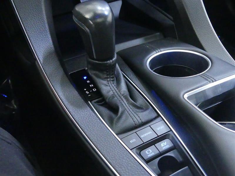 used 2021 Toyota Avalon Hybrid car, priced at $30,900