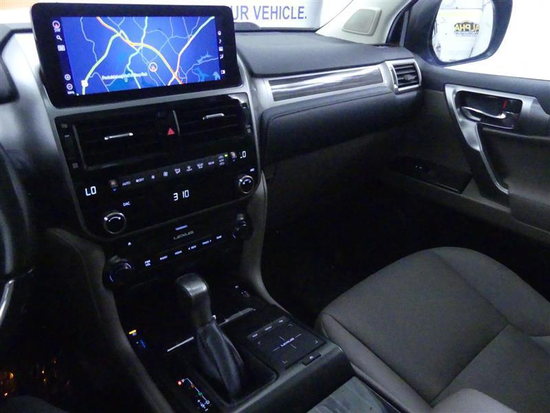 used 2022 Lexus GX 460 car, priced at $43,900