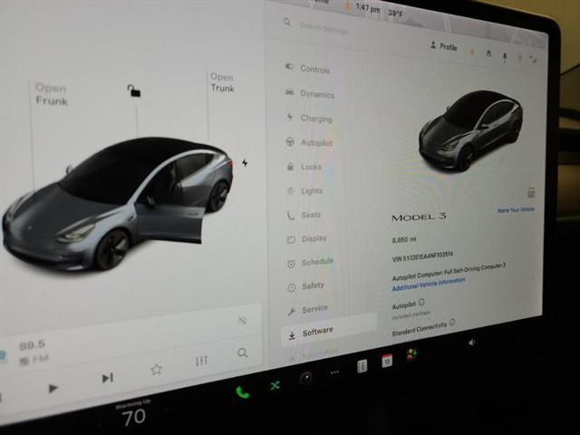 used 2022 Tesla Model 3 car, priced at $23,000