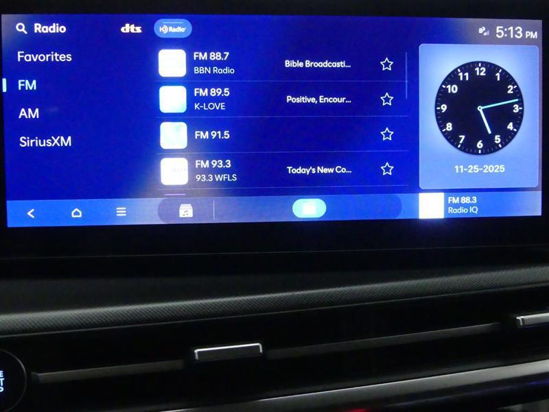 used 2024 Hyundai Santa Fe car, priced at $26,500