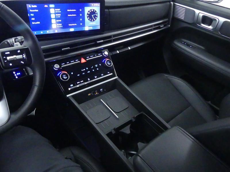 used 2024 Hyundai Santa Fe car, priced at $26,500