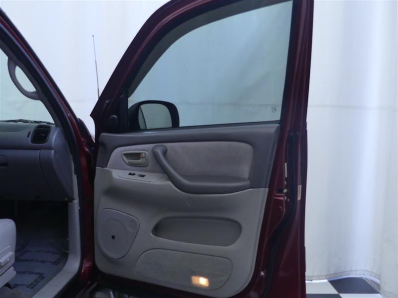 used 2004 Toyota Sequoia car, priced at $7,500