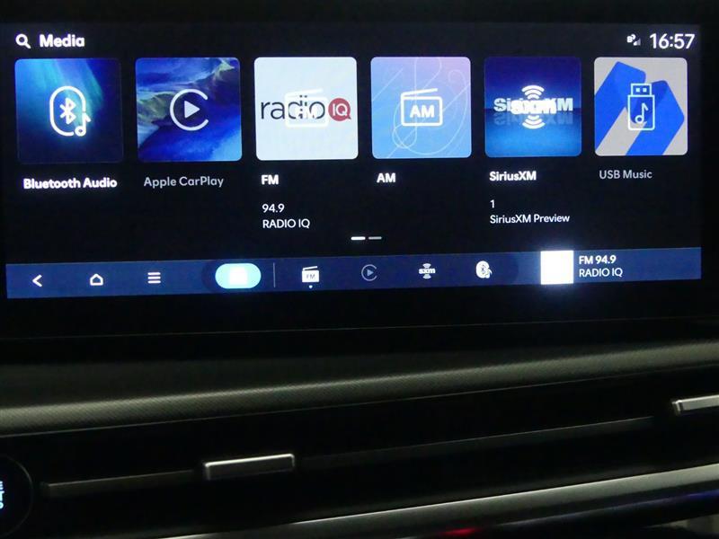 used 2025 Hyundai Santa Fe car, priced at $28,500