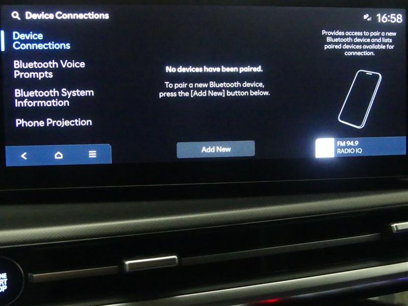 used 2025 Hyundai Santa Fe car, priced at $28,500