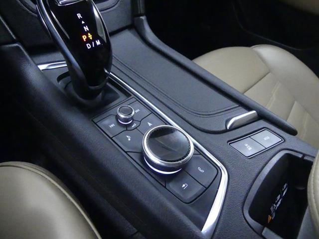 used 2022 Cadillac XT6 car, priced at $40,000
