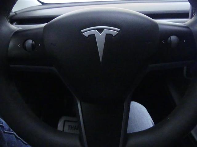 used 2021 Tesla Model 3 car, priced at $23,000