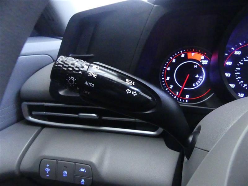 used 2021 Hyundai Elantra car, priced at $13,300