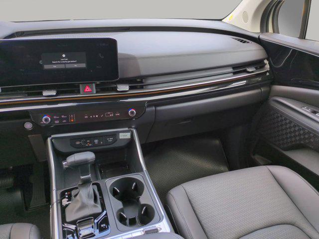 new 2025 Kia Carnival car, priced at $48,152