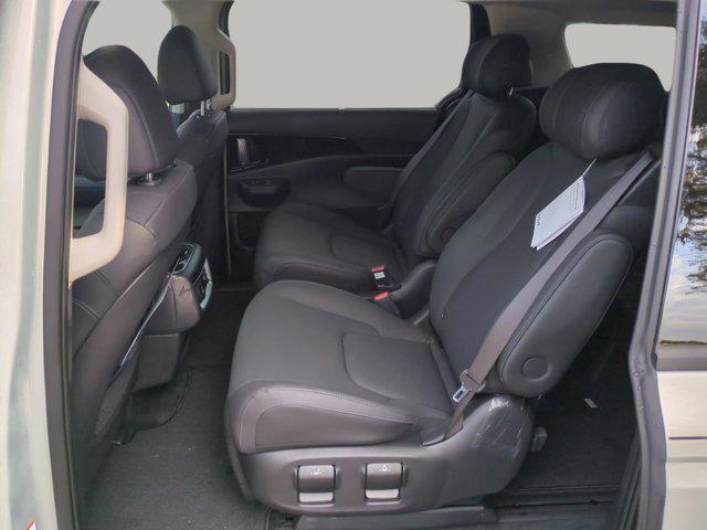 new 2025 Kia Carnival car, priced at $48,152