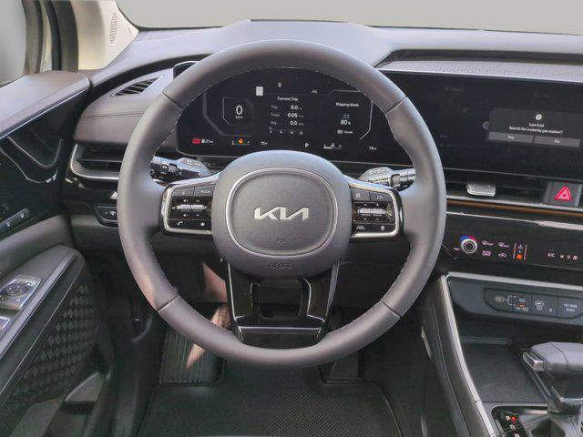 new 2025 Kia Carnival car, priced at $48,152