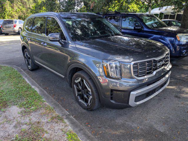 used 2024 Kia Telluride car, priced at $33,981