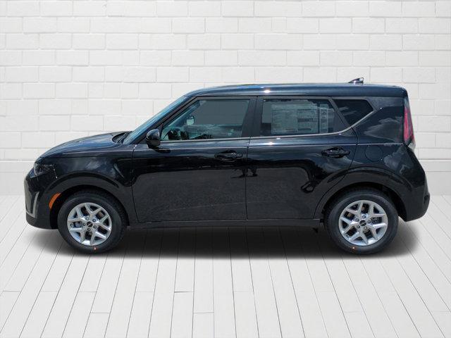 new 2025 Kia Soul car, priced at $22,207