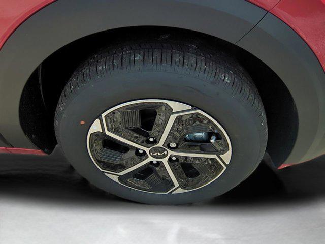 new 2025 Kia Niro car, priced at $28,821