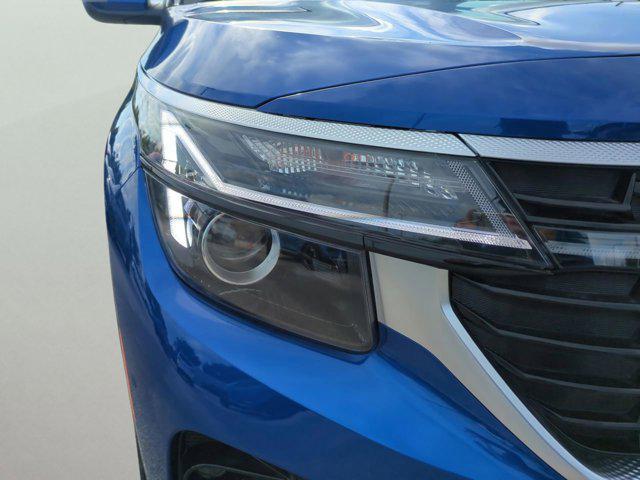 new 2025 Kia Seltos car, priced at $25,550