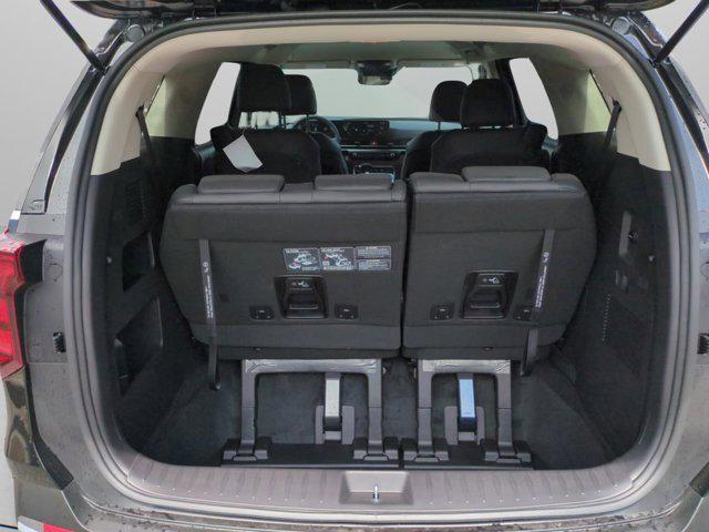 new 2025 Kia Carnival car, priced at $38,035
