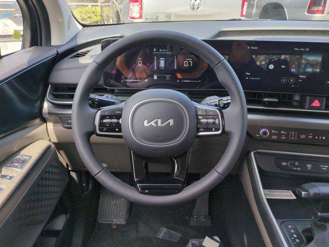 new 2025 Kia Carnival car, priced at $38,404