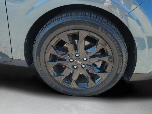used 2022 Kia Carnival car, priced at $29,779