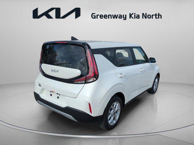 new 2025 Kia Soul car, priced at $20,173