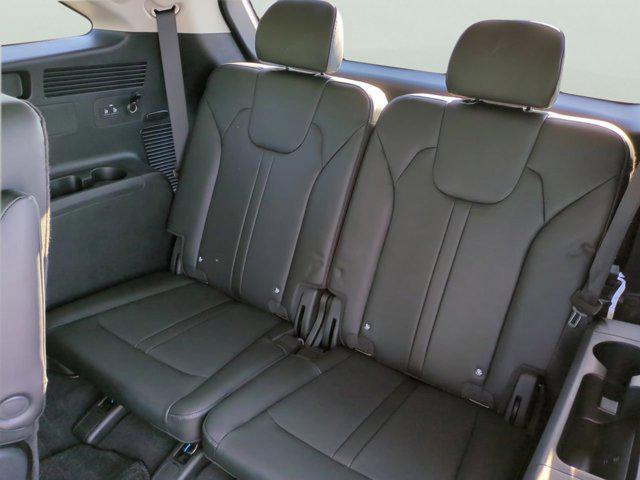 new 2026 Kia Sorento car, priced at $40,706