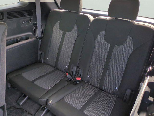 new 2025 Kia Sorento car, priced at $30,267