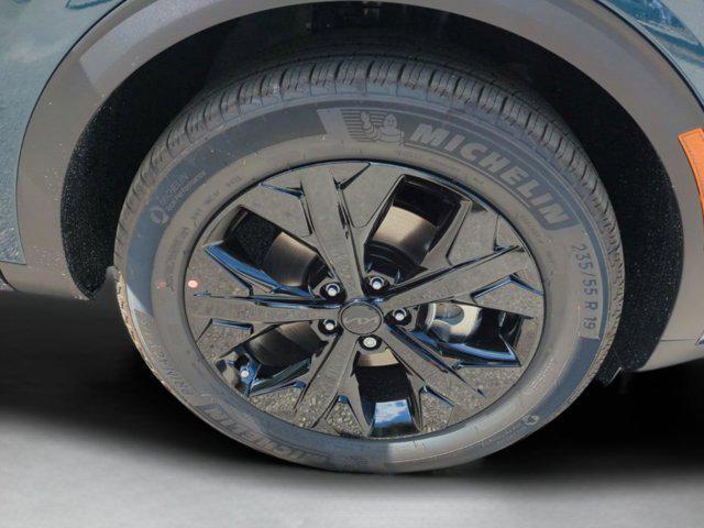 new 2025 Kia Sportage car, priced at $41,001