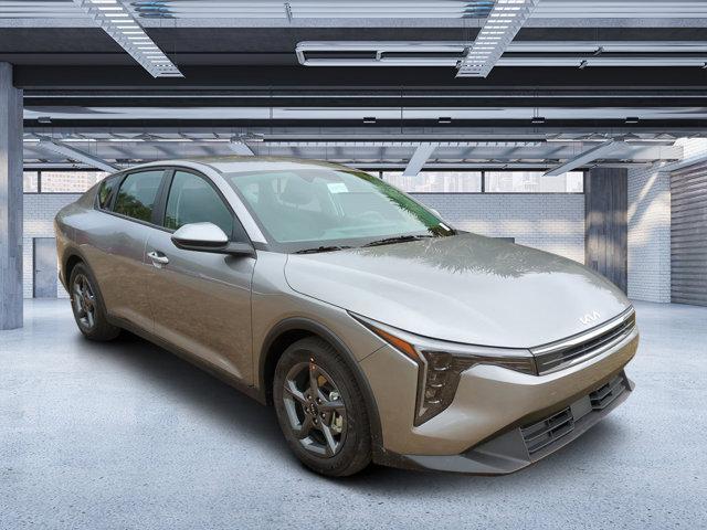 new 2025 Kia K4 car, priced at $24,152