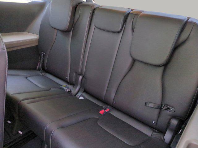 new 2025 Kia Carnival car, priced at $38,035