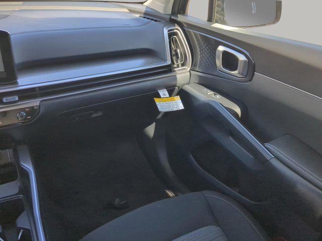 new 2025 Kia Sorento car, priced at $31,028