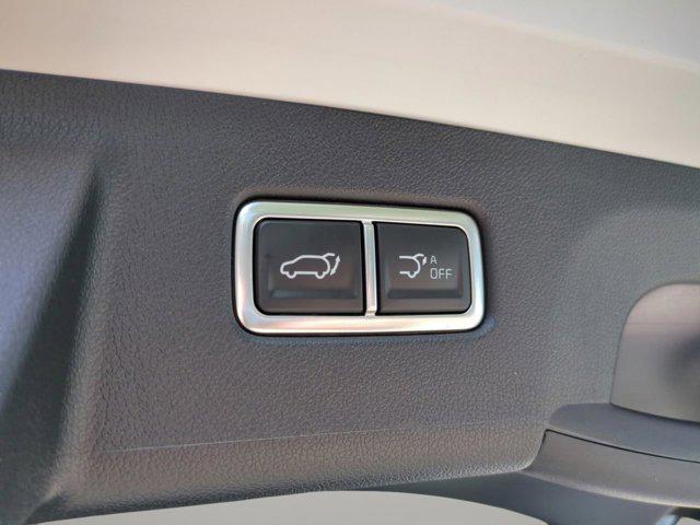 new 2025 Kia Sorento car, priced at $37,040