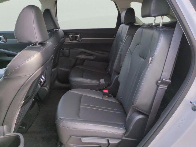new 2025 Kia Sorento car, priced at $37,959