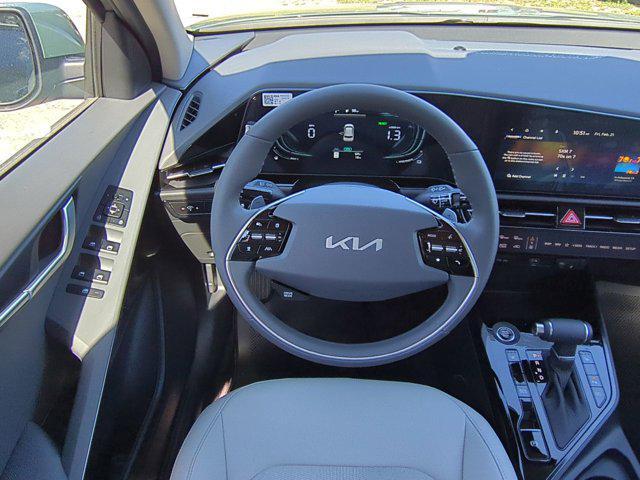 new 2025 Kia Niro car, priced at $28,916