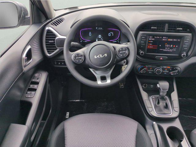 new 2025 Kia Soul car, priced at $19,789