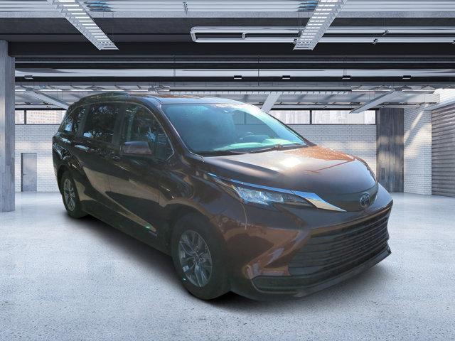 used 2021 Toyota Sienna car, priced at $26,444