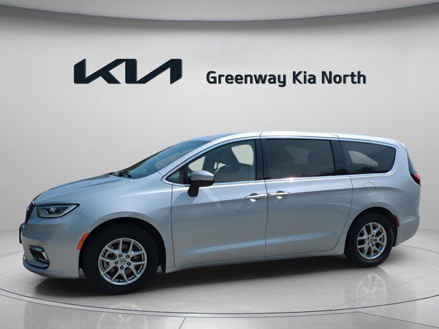 used 2023 Chrysler Pacifica car, priced at $22,222