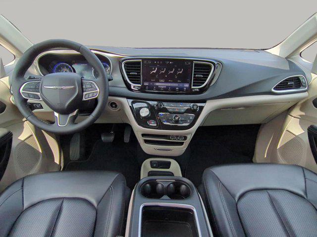 used 2023 Chrysler Pacifica car, priced at $22,222