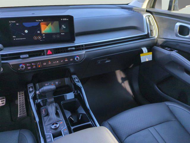 new 2025 Kia Sorento car, priced at $40,581