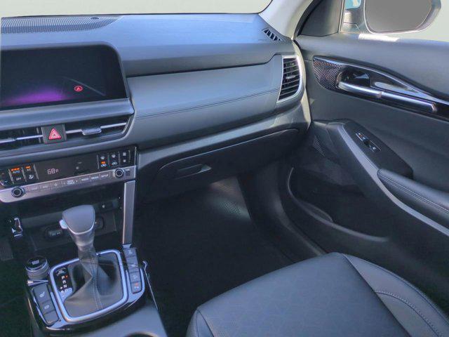 new 2025 Kia Seltos car, priced at $27,147