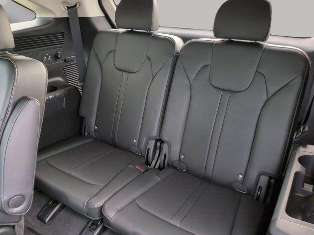 new 2025 Kia Sorento car, priced at $38,846