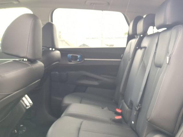 new 2025 Kia Sorento car, priced at $35,542