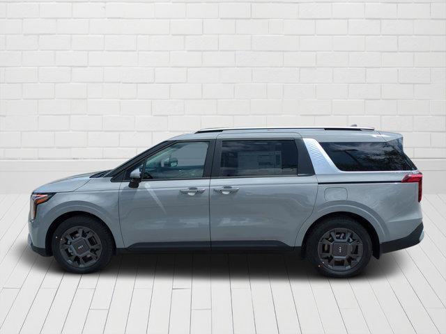 new 2025 Kia Carnival Hybrid car, priced at $42,578
