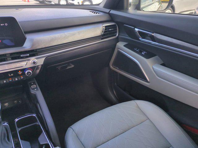 used 2024 Kia Telluride car, priced at $37,490