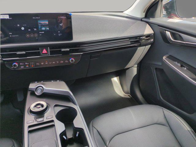 new 2025 Kia EV6 car, priced at $44,977
