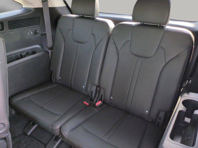 new 2025 Kia Sorento car, priced at $38,617