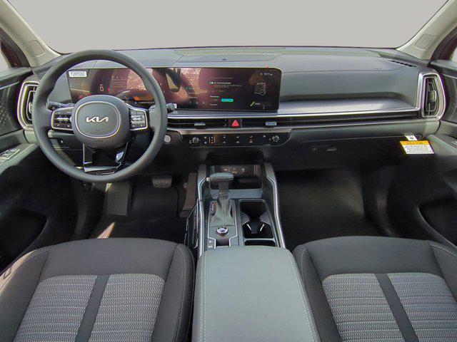 new 2025 Kia Sorento car, priced at $30,702