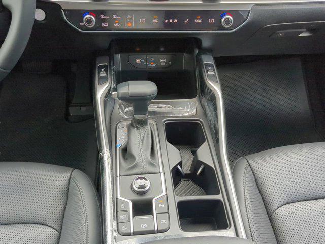 new 2025 Kia Sorento car, priced at $34,211
