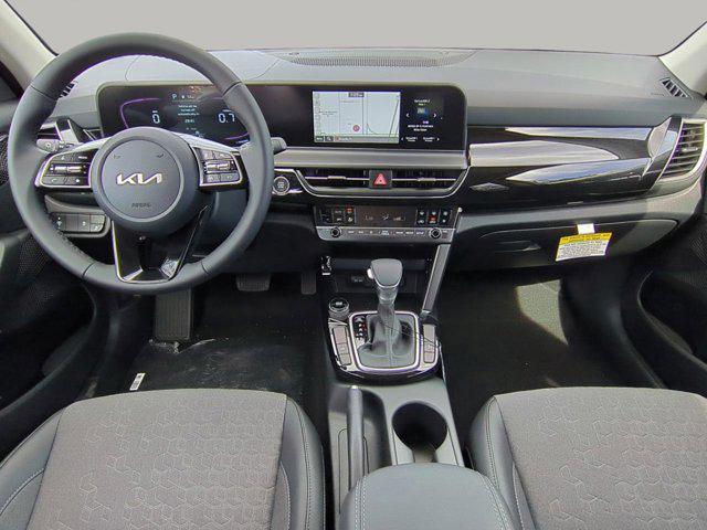 new 2025 Kia Seltos car, priced at $24,226