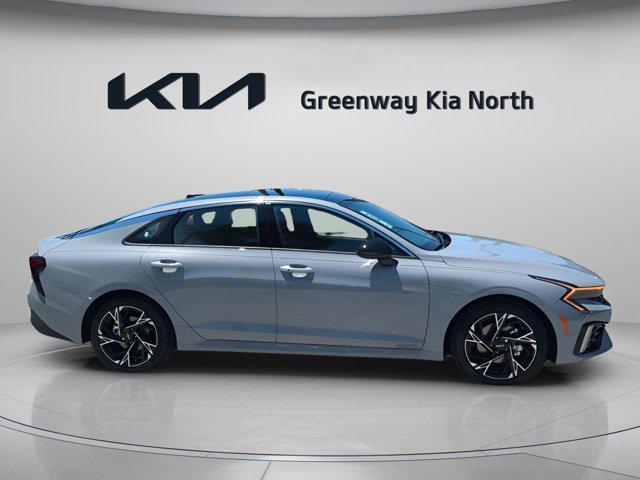 new 2025 Kia K5 car, priced at $30,725