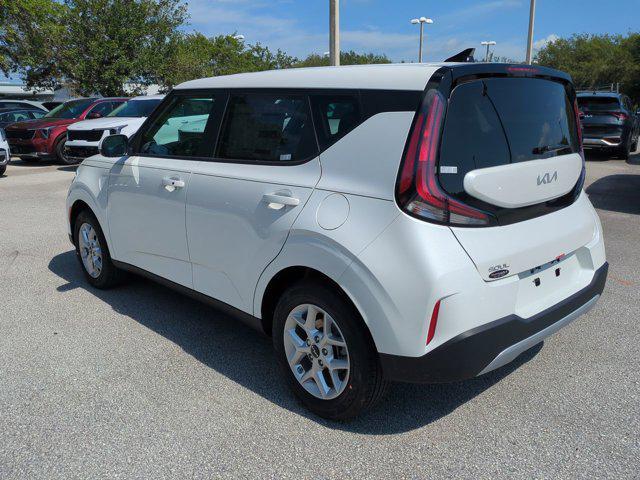 new 2025 Kia Soul car, priced at $22,088