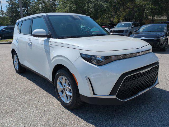new 2025 Kia Soul car, priced at $22,088
